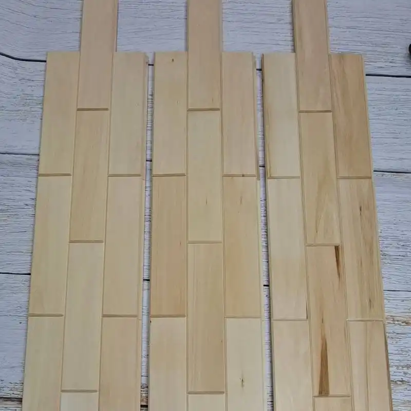 Стеновой паркет из липы 0.3м