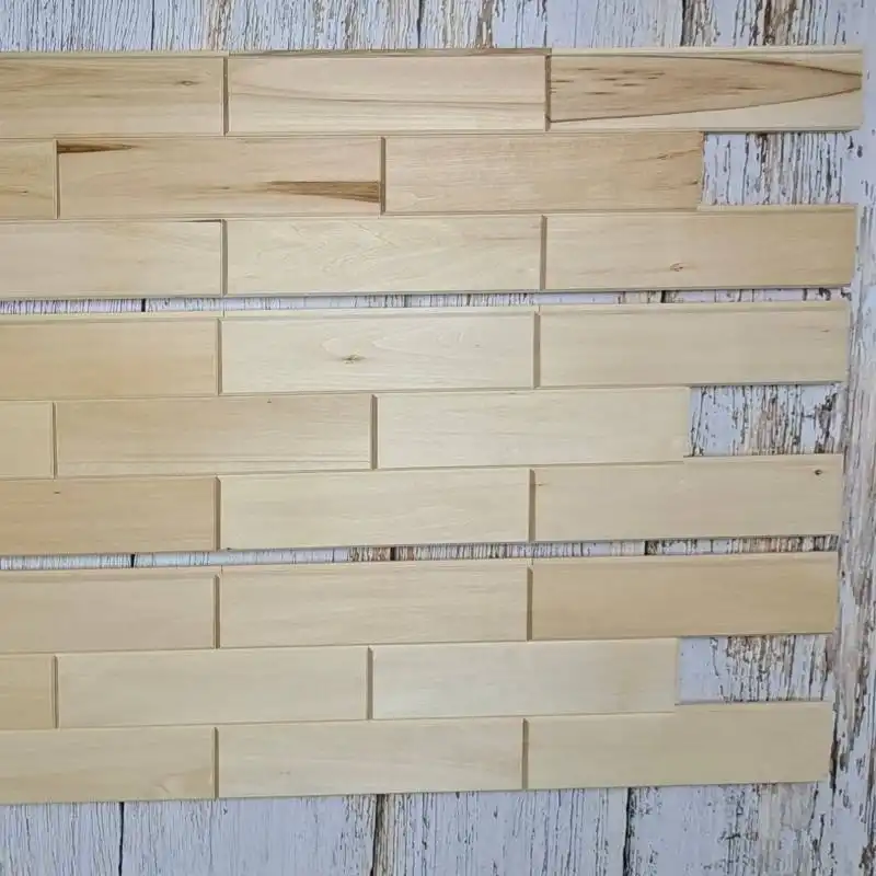 Стеновой паркет из липы 0.3м